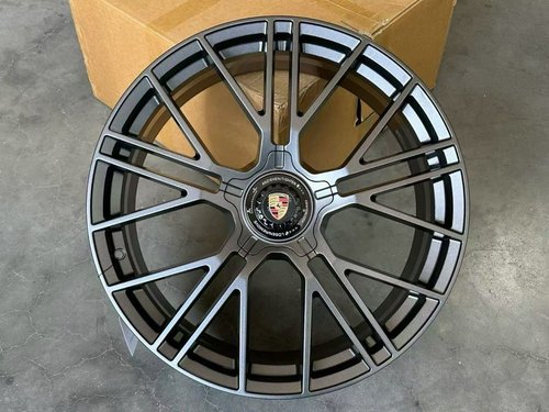 RGW Porsche Panamera WT-RGW2268-2